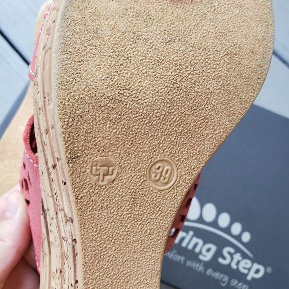 Spring Step Perforated Pink Leather Wedge Sandals - Picture 14 of 15